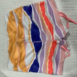 Lululemon crop shorts